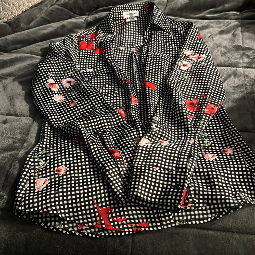 Express portifino shirt, size small.